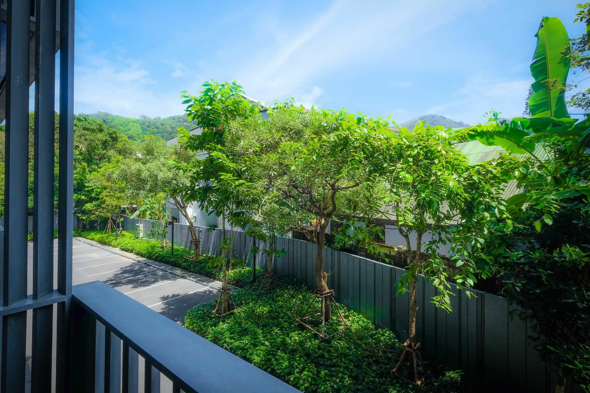 The Deck Condo Patong By Vip Extérieur photo